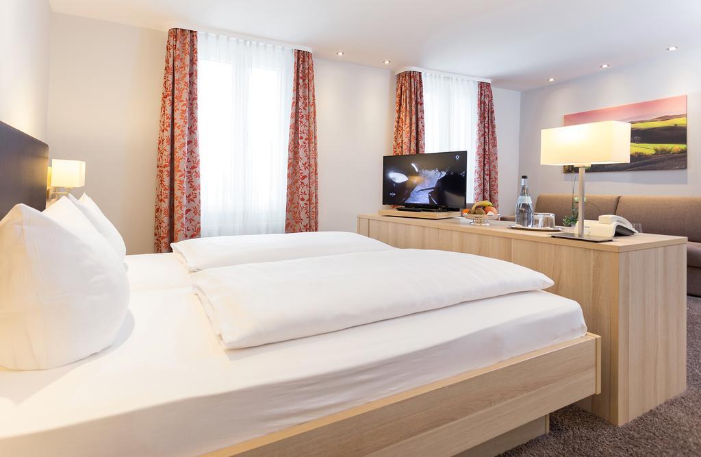 באד ברגזברן Hotel Pfaelzer Wald מראה חיצוני תמונה