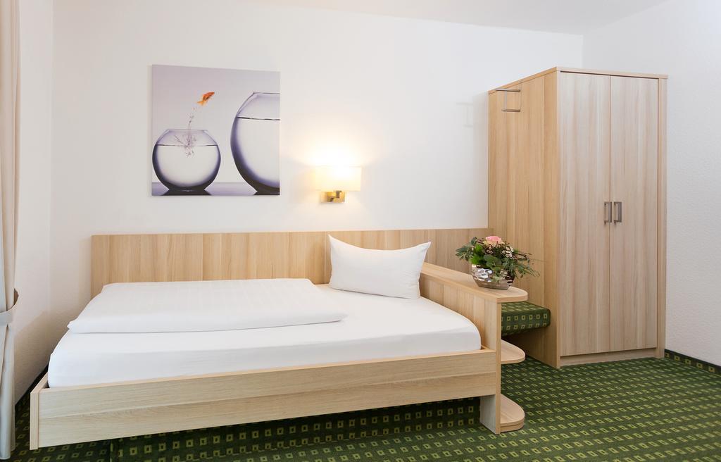 באד ברגזברן Hotel Pfaelzer Wald מראה חיצוני תמונה