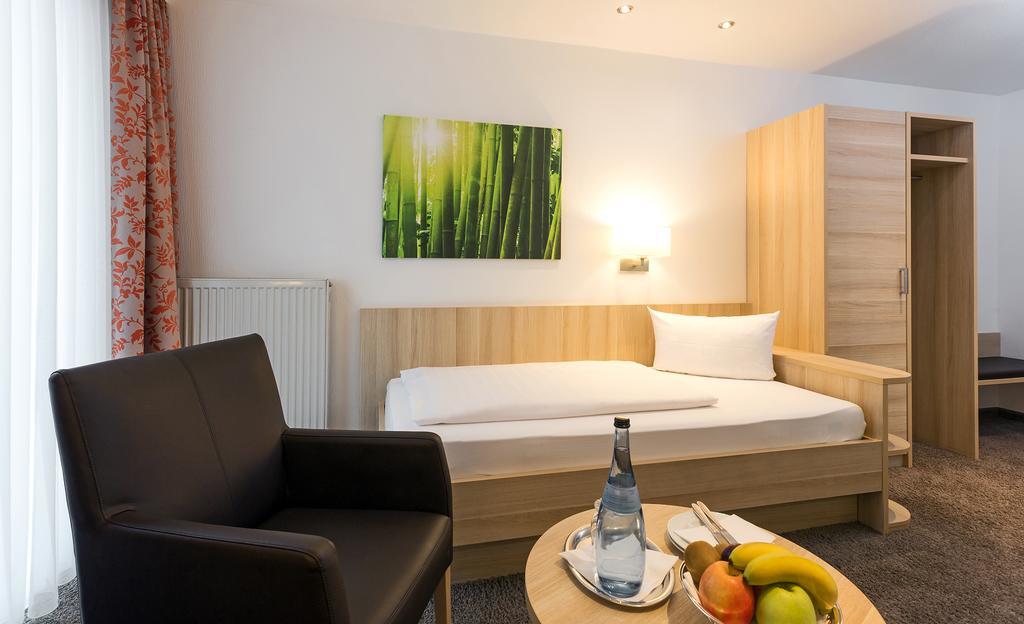 באד ברגזברן Hotel Pfaelzer Wald מראה חיצוני תמונה