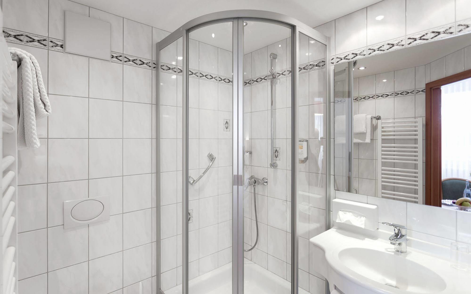 באד ברגזברן Hotel Pfaelzer Wald מראה חיצוני תמונה