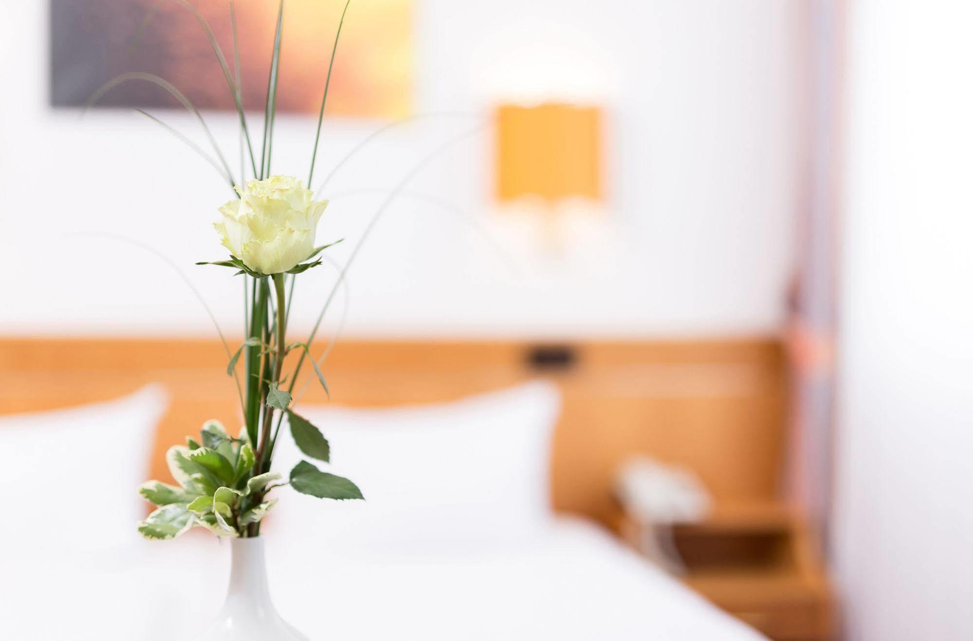 באד ברגזברן Hotel Pfaelzer Wald מראה חיצוני תמונה